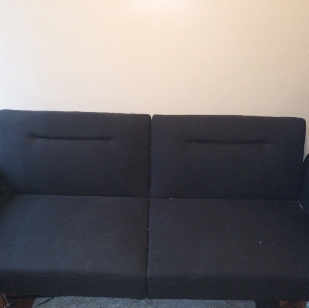 Futon - Picture 2 of 4